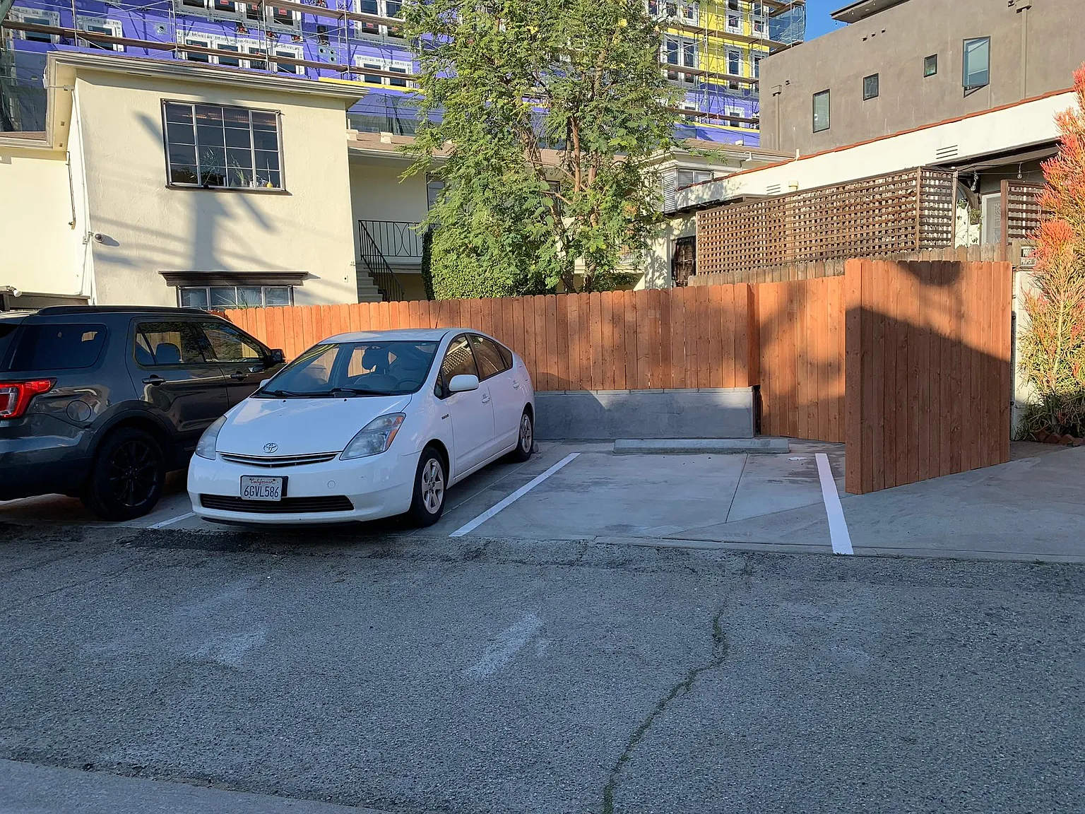 1 bed, 650 sqft, $2,300 — Photo 2