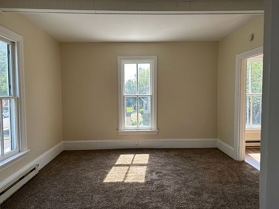 4th image of 605 3rd St #2