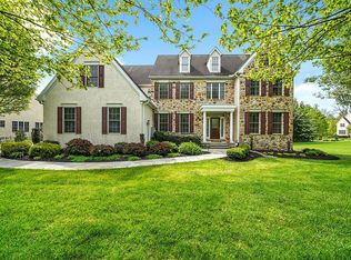19 Cherry Farm Ln, West Chester, PA 19382