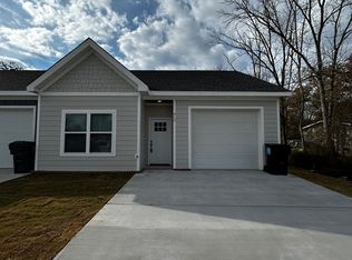 812 North Avenue Rd, Rossville, GA 30741