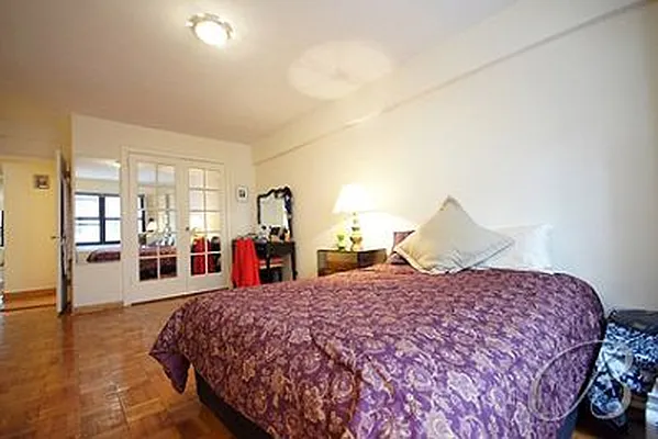 Rented by Bellmarc Realty | media 19