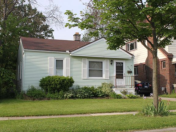 4th image of 540 E Marshall St