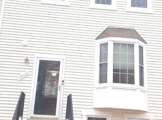 10126 Walnut Wood Ct, Burke, VA 22015