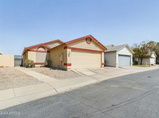 5613 S 42nd St, Phoenix, AZ 85040