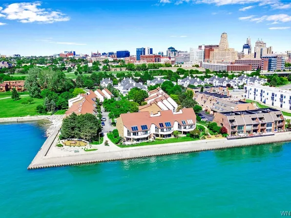 34 Harbour Pointe Cmn, Buffalo, NY 14202
