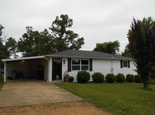 422 Bearden Rd, Poplar Bluff, MO 63901