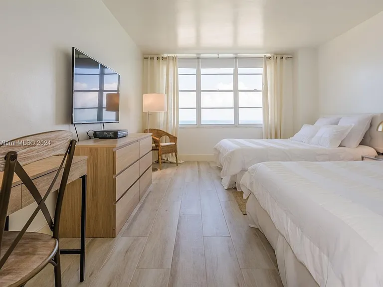 5601 Collins Ave #1204 — Photo 13