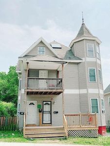 851 Worthington St, Springfield, MA, 01105