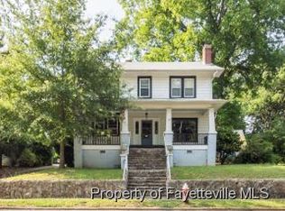106 E Chisholm St, Sanford, NC 27330