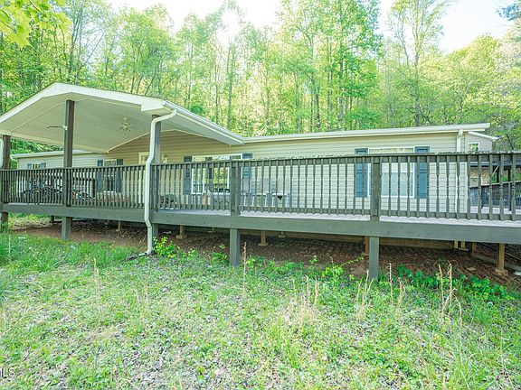 3rd image of 100 Edwards Ridge Rd