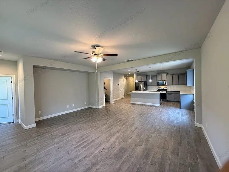 10921 Rockchapel Dr — Photo 5