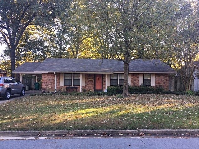 1st image of 34 Southwood Dr