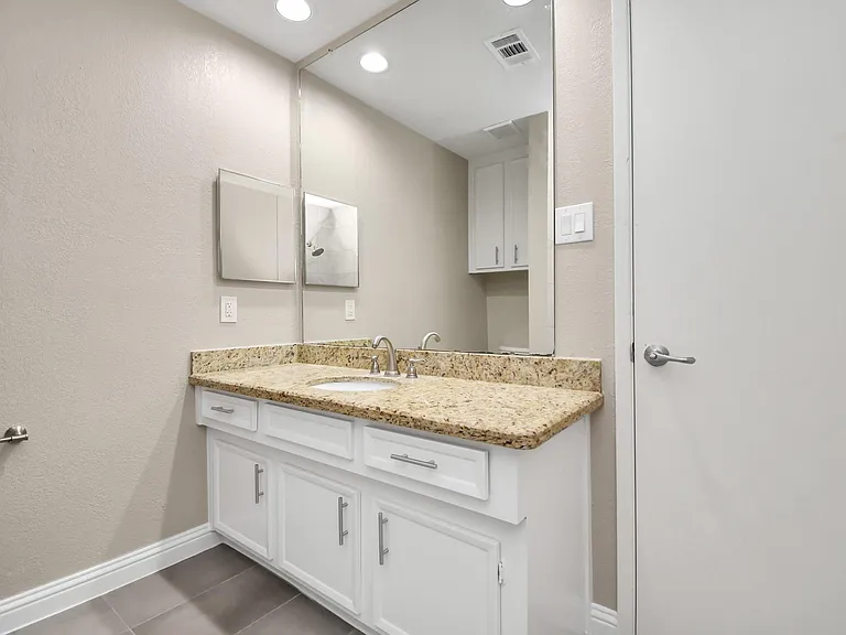 2514 Trailside Ct — Photo 36