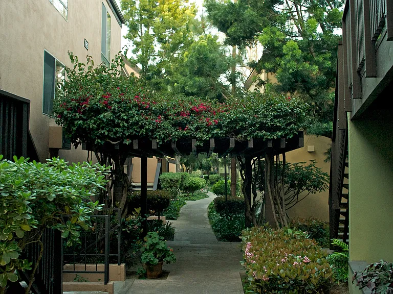 7980 Mission Center Ct #E — Photo 24