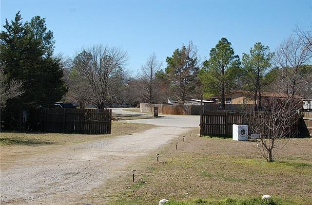1st image of 1040 Westpark Cir N