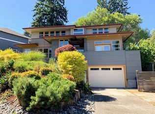 3045 49th Ave SW, Seattle, WA 98116