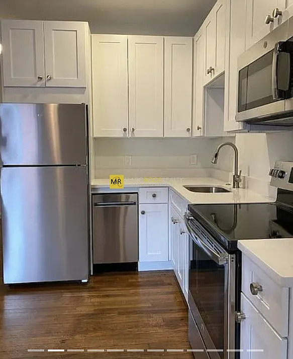 2 bed, 9999 sqft, $4,950 — Photo 3