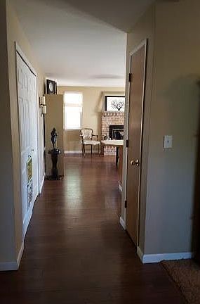 2nd image of 219 NE 176th Ave