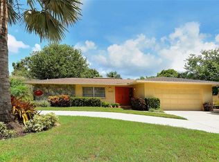 1695 Shoreland Dr, Sarasota, FL 34239