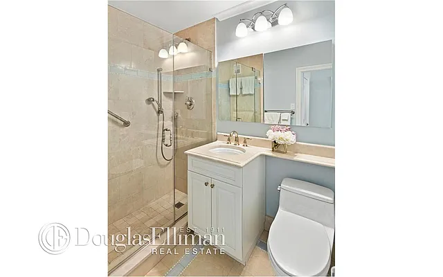 Sold by Douglas Elliman | media 29