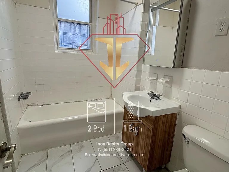 630-632 Bergen Ave #205 — Photo 4