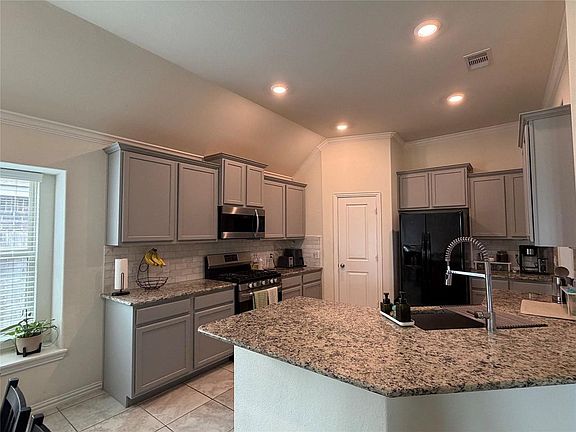 5th image of 2923 Millstream Ct