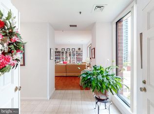 10 E Lee St UNIT 1006, Baltimore, MD 21202