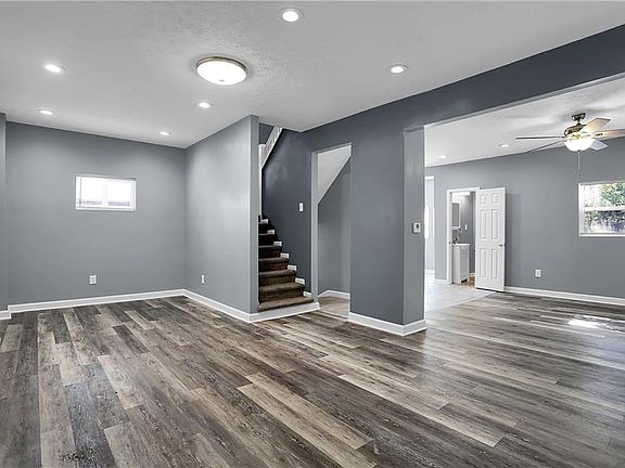 4th image of 2628 Indianapolis Ave