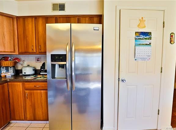 4th image of 372 Begonia Ct #37D2