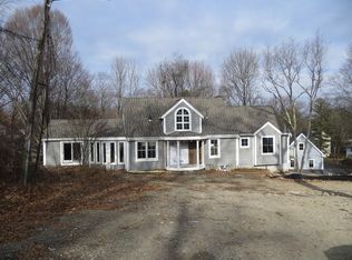 19 Fife Rd, Wellesley, MA 02481
