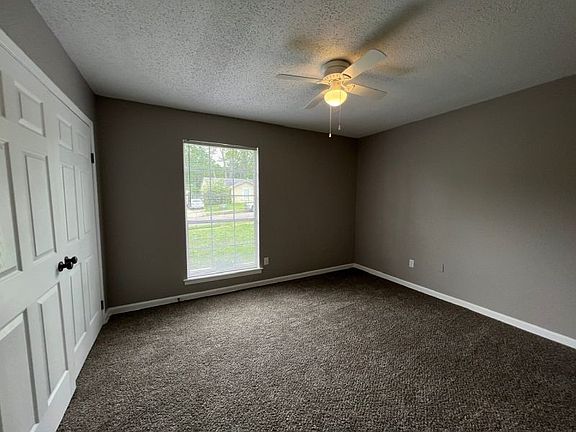 5th image of 5024 Belfast Dr