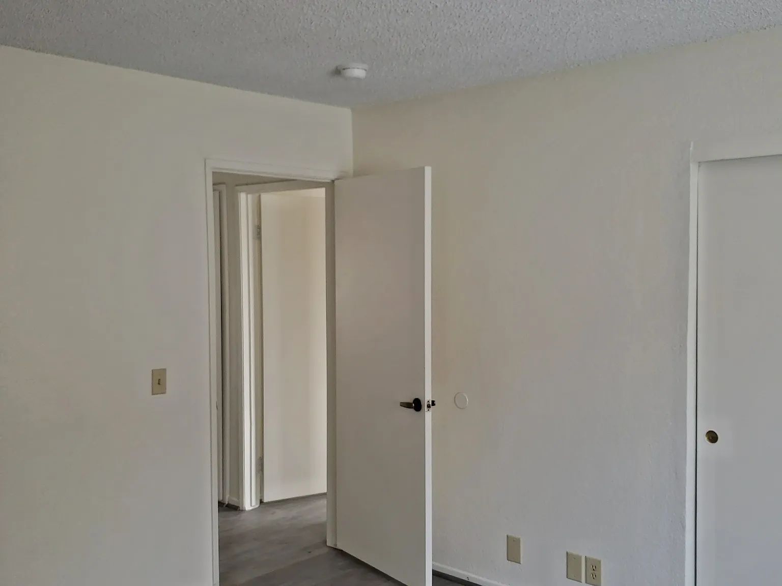 2 bed, 900 sqft, $2,175 — Photo 4