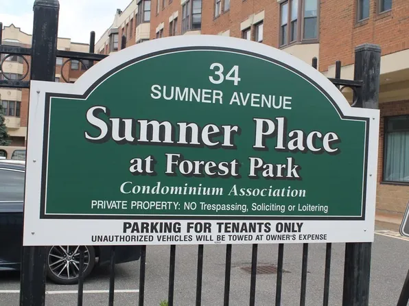 34 Sumner Ave APT 403, Springfield, MA 01108