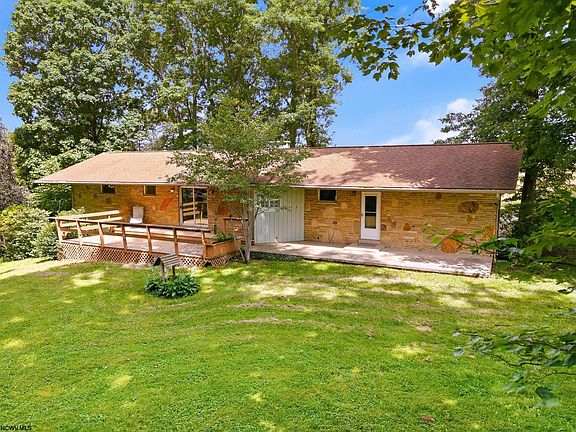 3rd image of 2054 Little Sandy Rd