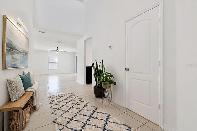 1009 Culbreath Green Ct — Photo 4