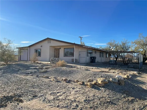 1220 Barbara Ave, Thermal, CA 92274