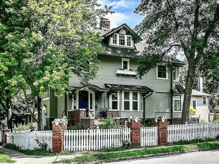 4124 Davenport St — Photo 1