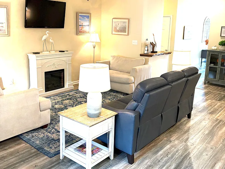 33121 Seashore Ln — Photo 6