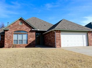 8612 Rayburn Ave, Oklahoma City, OK 73149