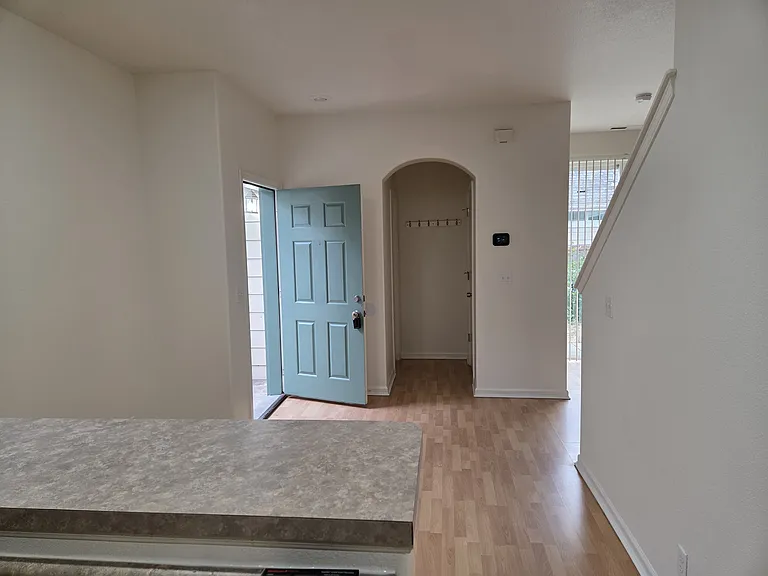 1627 Riley Ln — Photo 5