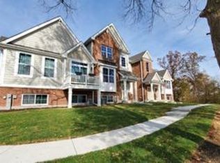 247 Timber Ridge Ct, Joliet, IL 60431