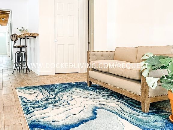 5th image of 532 28th Ave S #6