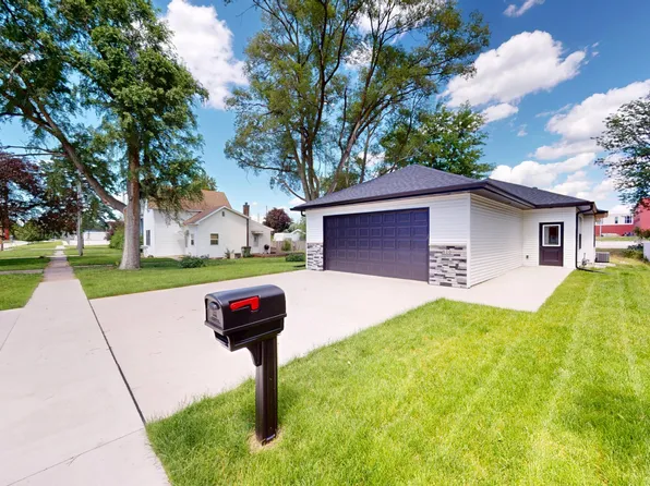 616 Harrison St, Boone, IA 50036