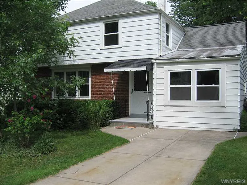309 Burroughs Dr photo 1