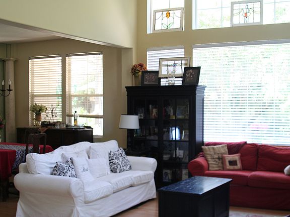 2nd image of 3056 Sprucewood Ln