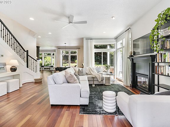 3rd image of 7017 SW Ash Creek Ct