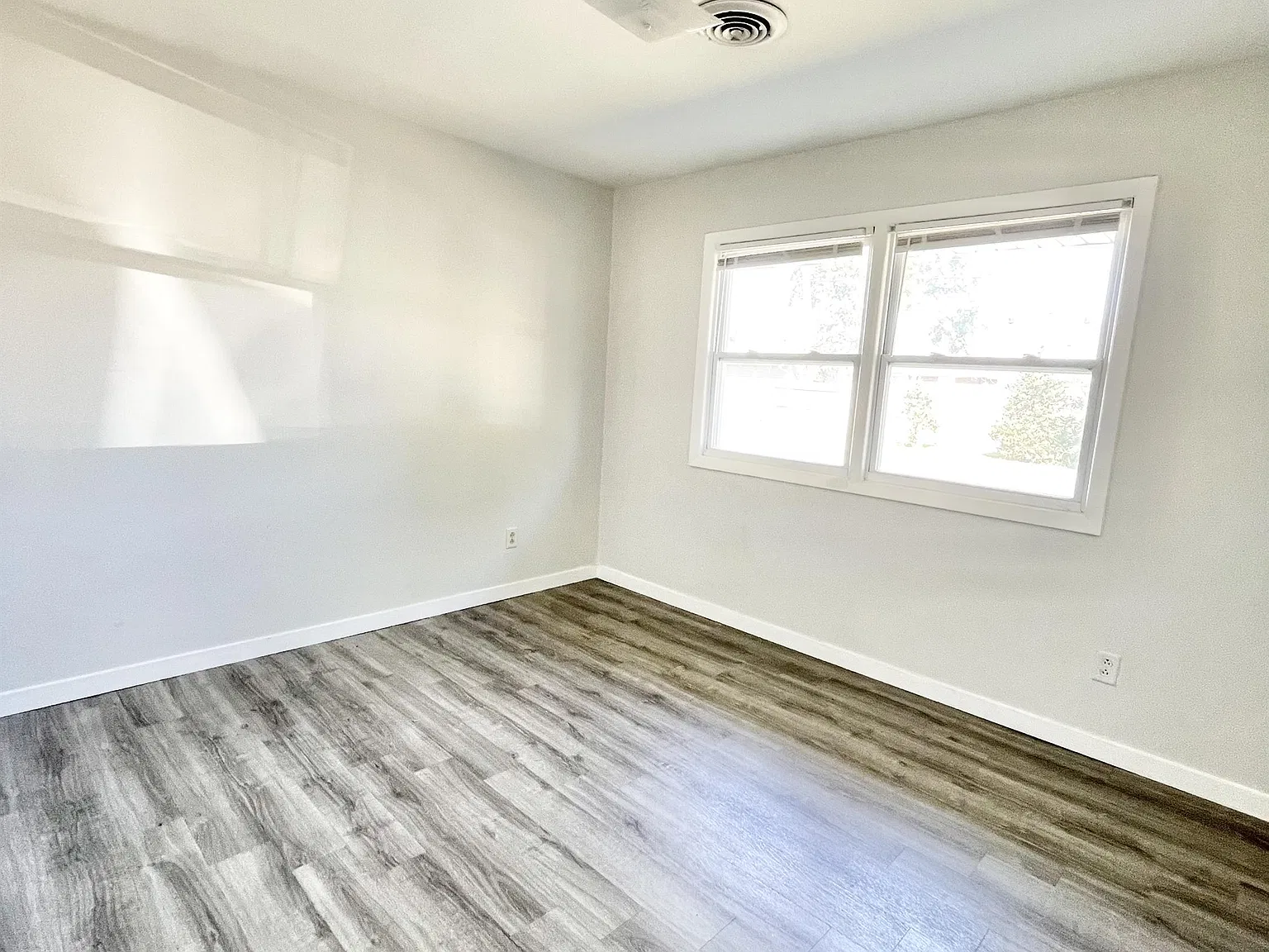 1729 Shawnee Drive — Photo 4