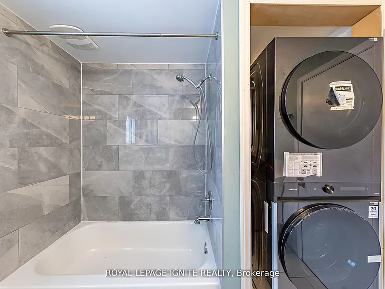 83 Deep Dene Dr #MAIN — Photo 32