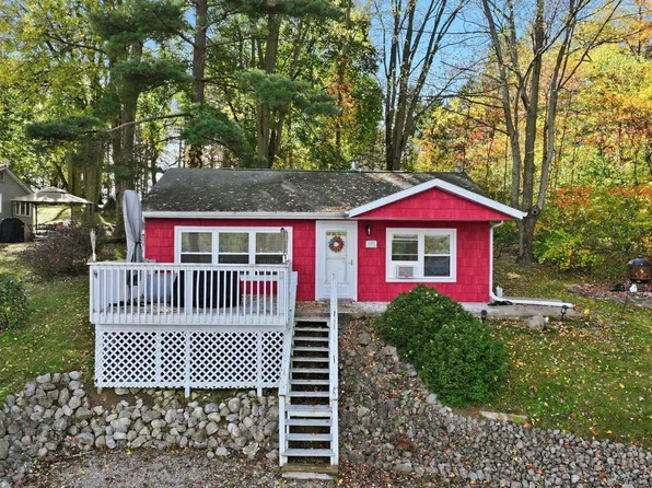 60 Lane 220a West Otter Lk, Angola, IN 46703