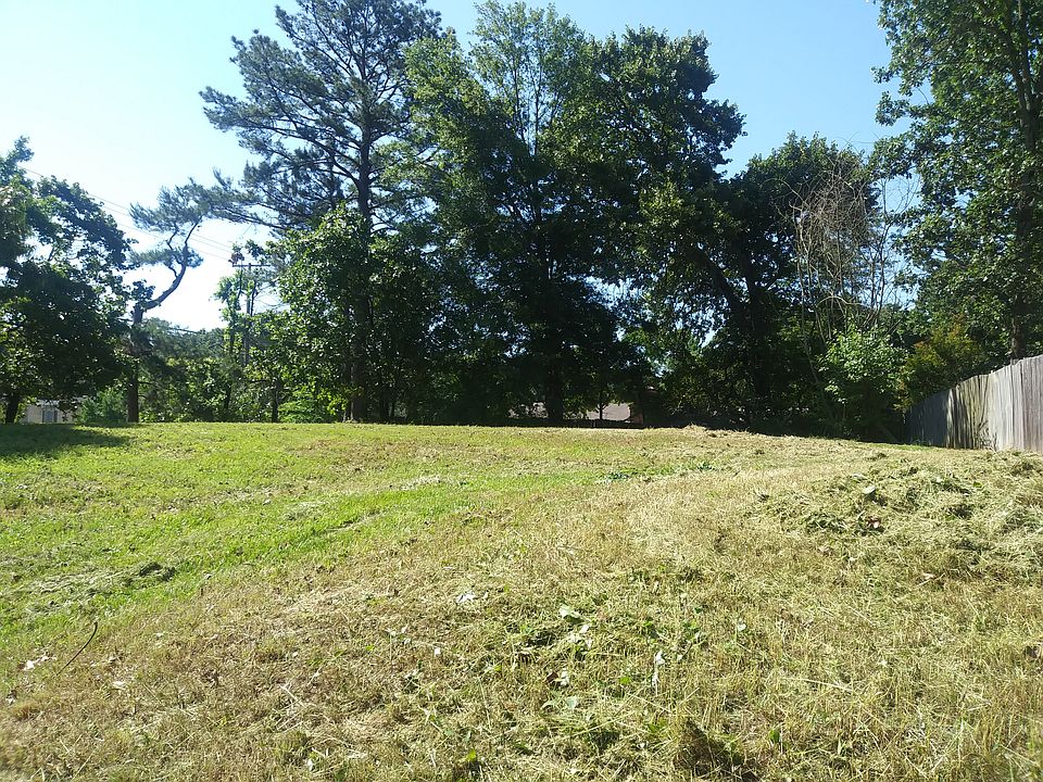 1st image of Corner Of Yosemite And Paluxy